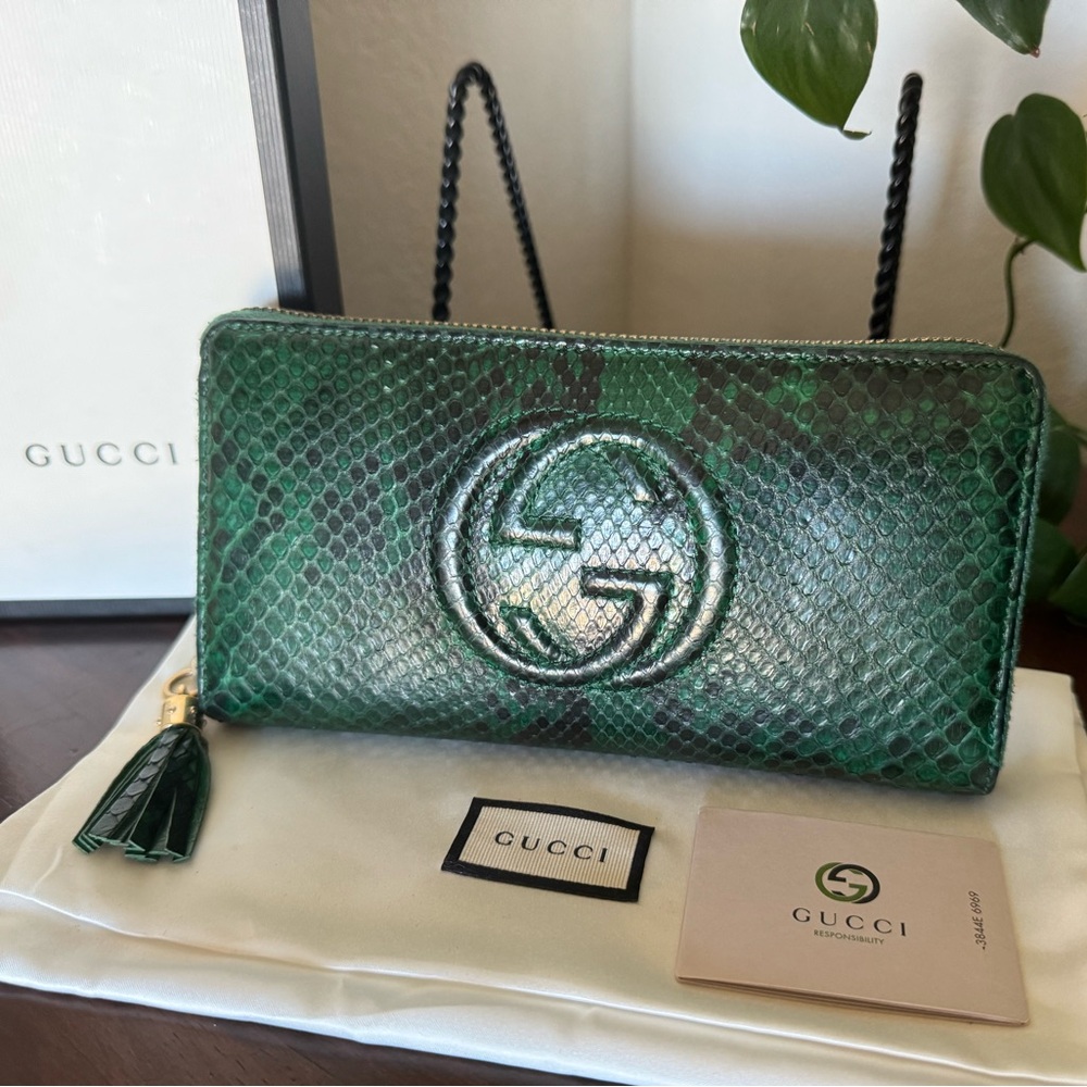 Limited Edition RARE Gucci Soho Python Zip Wallet